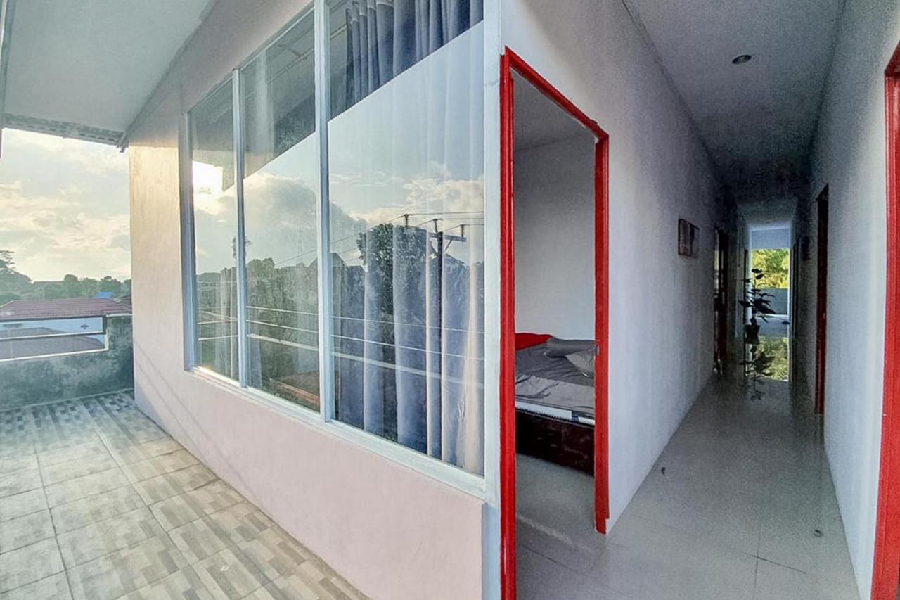 Sky Residence Tomohon RedPartner Exteriér fotografie