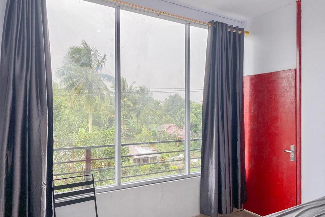 Sky Residence Tomohon RedPartner Exteriér fotografie